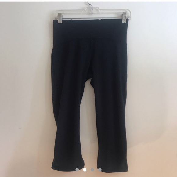 Lululemon Capri Leggings - Picture 2 of 4